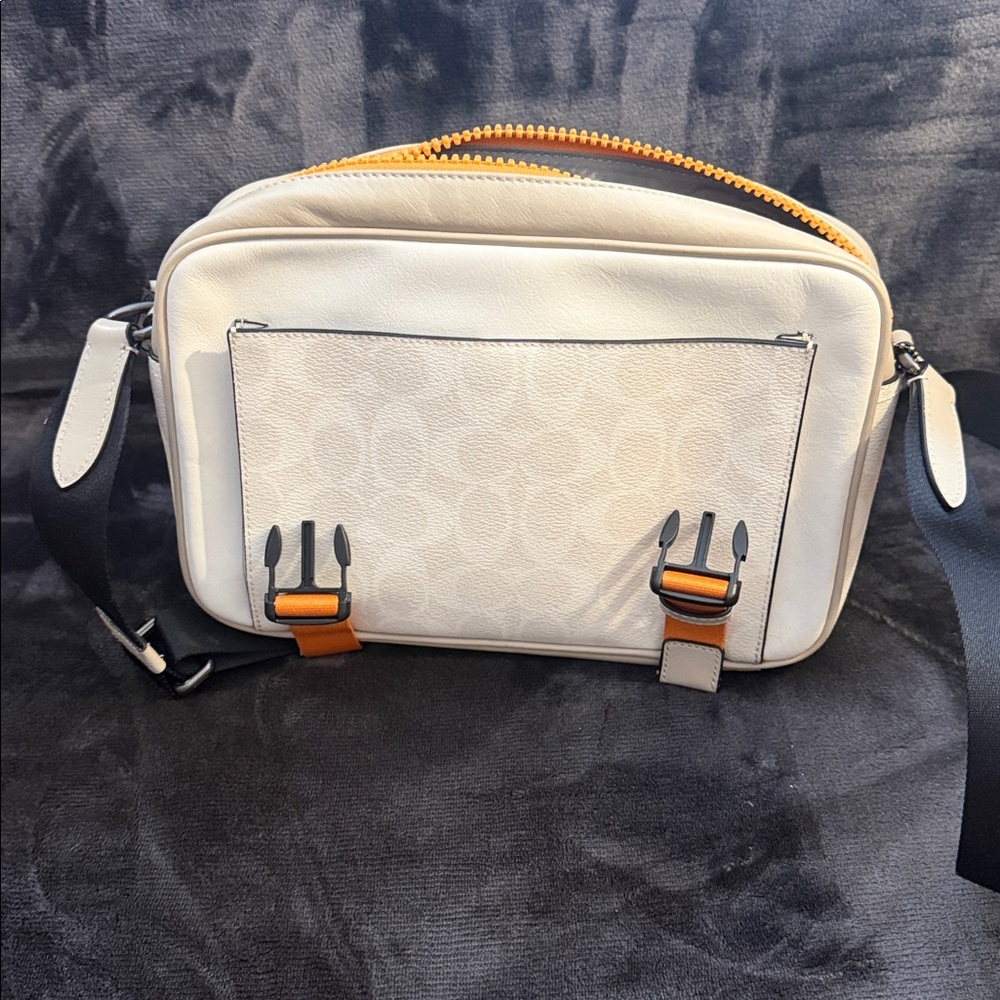 Coach Cream & Orange Logo Messenger Bag - Picture 5 of 8